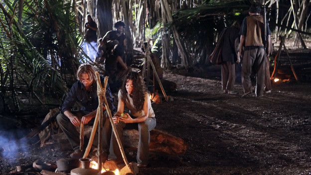 LOST - "The Package" - Sun and Jin desperately continue their search for one another, and Locke confronts his enemy, on "Lost," TUESDAY, MARCH 30 (9:00-10:02 p.m., ET) on the ABC Television Network. (ABC/MARIO PEREZ)JOSH HOLLOWAY, EVANGELINE LILLY