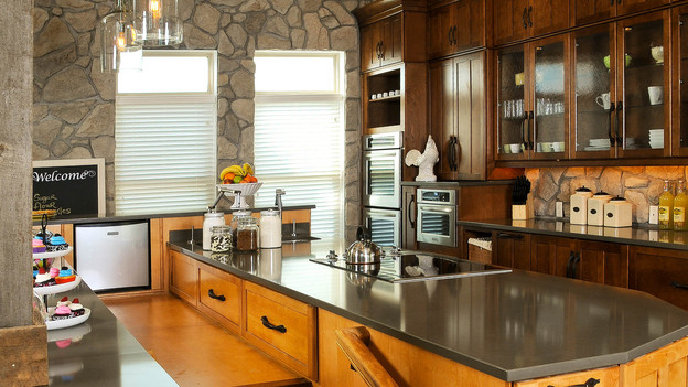 EXTREME MAKEOVER HOME EDITION - "Korpai Family," - Kitchen Picture,        on   "Extreme Makeover Home Edition," Sunday, October 16th           (8:00-9:00   p.m.  ET/PT) on the ABC Television Network.
