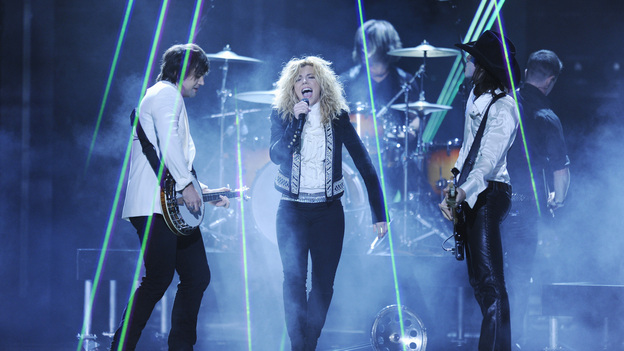 THE 46TH ANNUAL CMA AWARDS - THEATRE - "The 46th Annual CMA Awards" airs live THURSDAY, NOVEMBER 1 (8:00-11:00 p.m., ET) on ABC live from the Bridgestone Arena in Nashville, Tennessee. (ABC/KATHERINE BOMBOY-THORNTON)THE BAND PERRY