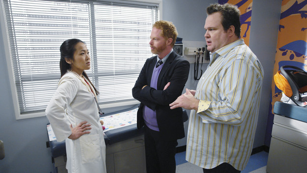 Modern Family, Run For Your Wife, on ABC
