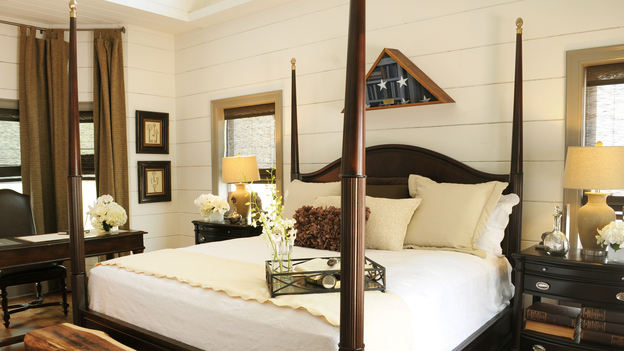 EXTREME MAKEOVER HOME EDITION - "Jubilee/Marshall Family," - Master Bedroom    Picture, on  "Extreme Makeover Home Edition," Sunday, September 25th       (7:00-9:00 p.m.  ET/PT) on the ABC Television Network.