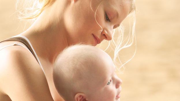 LOST - "Abandoned" (ABC/MARIO PEREZ)EMILIE de RAVIN