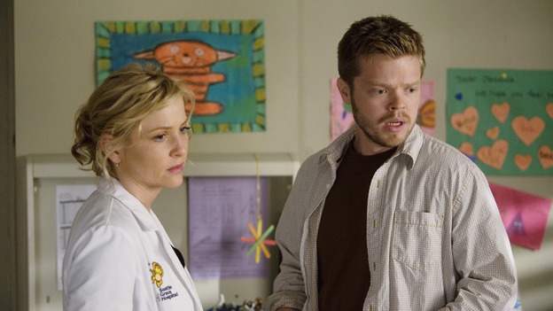 GREY'S ANATOMY - "Sweet Surrender" - Dr. Arizona Robbins speaks with the father of a terminally ill little girl, on "Grey's Anatomy," THURSDAY, APRIL 23 (9:00-10:02 p.m., ET) on the ABC Television Network. (ABC/RANDY HOLMES) JESSICA CAPSHAW, ELDEN HENSON