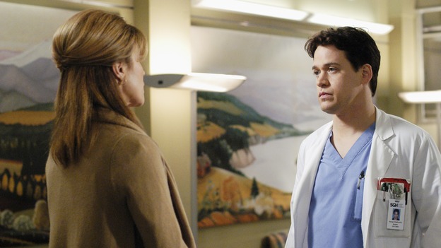 GREY'S ANATOMY - "Desire" - As the interns of Seattle Grace cram for their upcoming exam, the attendings vie for the Chief's position by tending to the chairman of the hospital board after he's admitted as a patient. Meanwhile, Burke struggles to involve Cristina in the wedding planning, things heat up between Addison and Alex, and Derek questions his relationship with Meredith, on "Grey's Anatomy," THURSDAY, APRIL 26 (9:00-10:01 p.m., ET) on the ABC Television Network. (ABC/GALE ADLER)MARY-MARGARET HUMES, T.R. KNIGHT