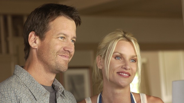 DESPERATE HOUSEWIVES - "AH, BUT UNDERNEATH" - (ABC/RON TOM) JAMES DENTON, NICOLLETTE SHERIDAN