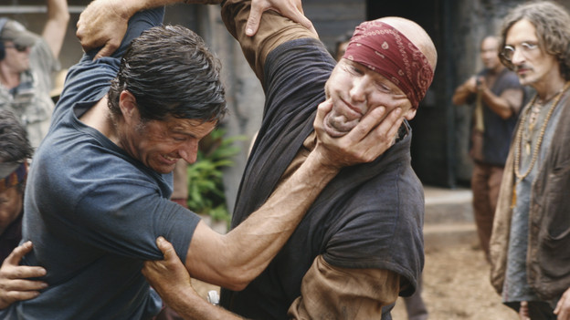 LOST - "What Kate Does" - Kate finds herself on the run, while Jack is tasked with something that could endanger a friend's life, on "Lost," TUESDAY, FEBRUARY 9 (9:00-10:00 p.m., ET) on the ABC Television Network. (ABC/MARIO PEREZ)MATTHEW FOX