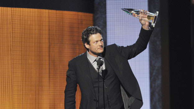 THE 44TH ANNUAL CMA AWARDS - THEATRE - "The 44th Annual CMA Awards" were broadcast live from the Bridgestone Arena in Nashville, WEDNESDAY, NOVEMBER 10 (8:00-11:00 p.m., ET) on the ABC Television Network. (ABC/KATHERINE BOMBOY)BLAKE SHELTON