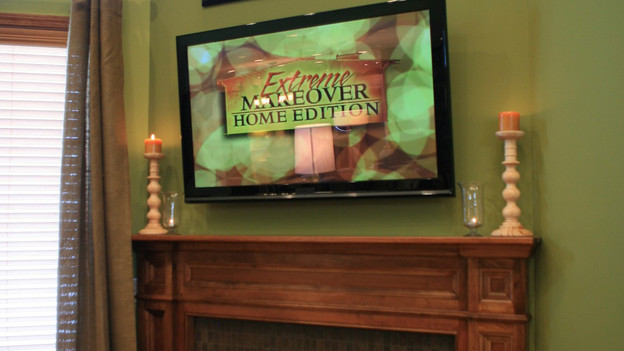 EXTREME MAKEOVER HOME EDITION - "Hampton Family," - Living Room, on "Extreme Makeover Home Edition," Sunday, October 4th on the ABC Television Network.