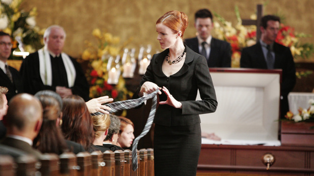 DESPERATE HOUSEWIVES "Next" - Bree finds the perfect tie for her dead husband, Tom&nbsp;Scavo's - (ABC/VIVIAN ZINK) MARCIA CROSS