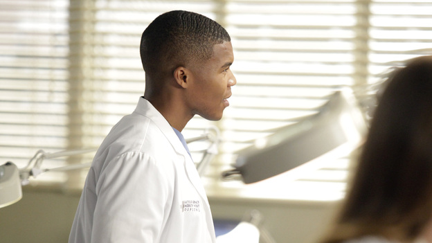 GREY'S ANATOMY - "I Saw Her Standing There" - Aware that Derek might never operate again, Meredith stops talking about the surgeries she's performing. Meanwhile, Richard calls on Dr. Catherine Avery to help him perform a complicated procedure, as things continue to heat up between Jackson and April; and Arizona's struggle to accept her fate forces Callie and Alex to face their guilt, on "Grey's Anatomy," THURSDAY, OCTOBER 25 (9:00-10:02 p.m., ET) on the ABC Television Network.  (ABC/KELSEY MCNEAL)GAIUS CHARLES
