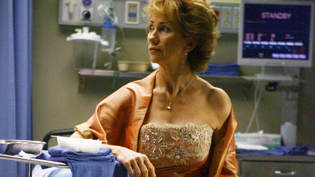 GREY'S ANATOMY - "Dream a Little Dream of Me" - Three middle-aged women and their husbands are in a terrible traffic accident, on "Grey's Anatomy," THURSDAY, SEPTEMBER 25 (9:00-11:00 p.m., ET) on the ABC Television Network. (ABC/SCOTT GARFIELD) KATHY BAKER