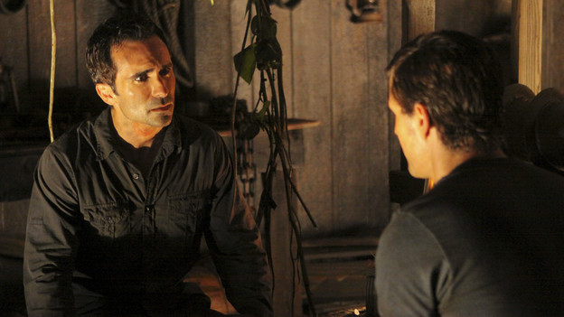 LOST - "Dr. Linus" - Ben deals with the consequences of an uncovered lie, on "Lost," TUESDAY, MARCH 9 (9:00-10:00 p.m., ET) on the ABC Television Network. (ABC/MARIO PEREZ)NESTOR CARBONELL, MATTHEW FOX