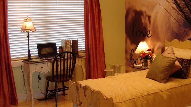 EXTREME MAKEOVER HOME EDITION - "Stott Family," - Girl's Bedroom, on "Extreme Makeover Home Edition," Sunday, November 15th, on the ABC Television Network.