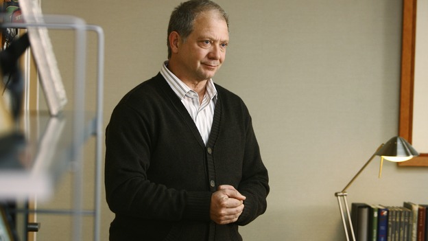 GREY'S ANATOMY - "Not Good at Saying Sorry (One More Chance)" - Thatcher Grey, Meredith and Lexie's estranged father, comes to Seattle Grace to apologize as part of his recovery, on "Grey's Anatomy," THURSDAY, APRIL 30 (9:00-10:02 p.m., ET) on the ABC Television Network. (ABC/SCOTT GARFIELD) JEFF PERRY