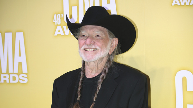 THE 46TH ANNUAL CMA AWARDS - RED CARPET ARRIVALS - "The 46th Annual CMA Awards" airs live THURSDAY, NOVEMBER 1 (8:00-11:00 p.m., ET) on ABC live from the Bridgestone Arena in Nashville, Tennessee. (ABC/SARA KAUSS)WILLIE NELSON