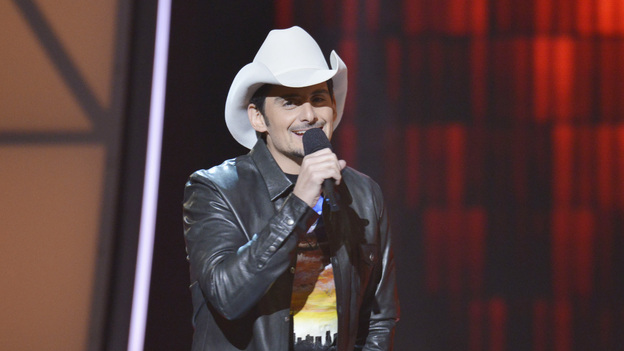 THE 46TH ANNUAL CMA AWARDS - THEATRE - "The 46th Annual CMA Awards" airs live THURSDAY, NOVEMBER 1 (8:00-11:00 p.m., ET) on ABC live from the Bridgestone Arena in Nashville, Tennessee. (ABC/KATHERINE BOMBOY-THORNTON)BRAD PAISLEY