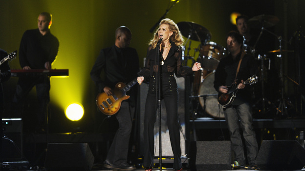 THE 45th ANNUAL CMA AWARDS - THEATRE - "The 45th Annual CMA Awards" broadcast live on ABC from the Bridgestone Arena in Nashville on WEDNESDAY, NOVEMBER 9 (8:00-11:00 p.m., ET). (ABC/KATHERINE BOMBOY-THORNTON)FAITH HILL