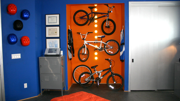 EXTREME MAKEOVER HOME EDITION - "Yazzie Family" - Boys' Bedroom, on "Extreme Makeover Home Edition," Sunday, October 28th on the ABC Television Network.