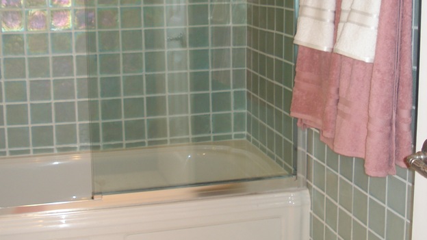 EXTREME MAKEOVER HOME EDITION - "Koepke Family," - Bathroom, on "Extreme Makeover Home Edition," Sunday, November 19th on the ABC Television Network.