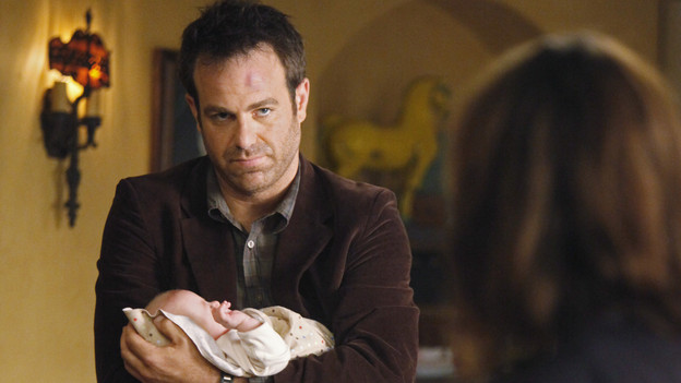 PRIVATE PRACTICE - "The Way We Were" - Violet is physically recovering from her violent attack at home, but the emotional trauma she suffers from isn't going away, despite the best efforts of Pete and her other friends to help. Meanwhile, Addison and Naomi try to mend their tension-filled relationship, as Sam and Cooper treat a father, who has allegedly attacked his family, after he is stabbed by his wife, on "Private Practice," THURSDAY, OCTOBER 8 (10:01-11:00 p.m., ET) on the ABC Television Network. (ABC/KAREN NEAL)PAUL ADELSTEIN, AMY BRENNEMAN