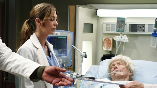 GREY'S ANATOMY - "Break On Through" (ABC/RON TOM)ELLEN POMPEO, DONA HARDY