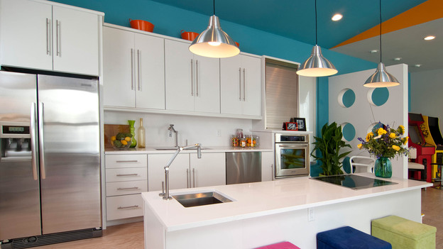 EXTREME MAKEOVER HOME EDITION - "Korpai Family," - Kitchen Picture,        on   "Extreme Makeover Home Edition," Sunday, October 16th           (8:00-9:00   p.m.  ET/PT) on the ABC Television Network.
