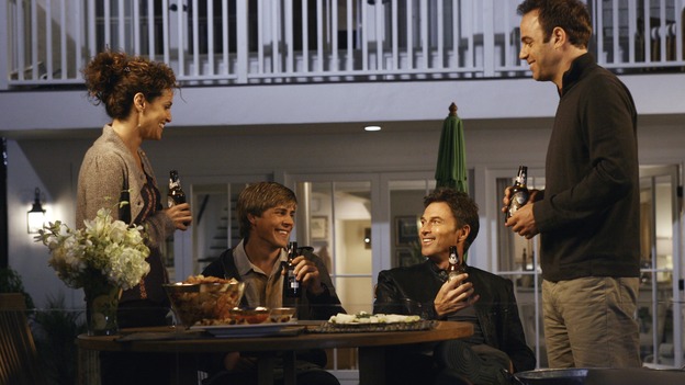 PRIVATE PRACTICE - "In Which Addison Has a Very Casual Get-Together" - Addison invites her fellow Oceanside Wellness co-workers to her house for a get-together, but no one RSVPs, the wife of Violet's ex-boyfriend visits the wellness center for medical treatment -- and Violet is none too happy about it -- Cooper counsels a young patient who is lovesick, and Sam appears on his first talk show promoting his self-help book, on "Private Practice," WEDNESDAY, OCTOBER 17 (9:00-10:01 p.m., ET) on the ABC Television Network. (ABC/SCOTT GARFIELD)AMY BRENNEMAN, CHRIS LOWELL, TIM DALY, PAUL ADELSTEIN