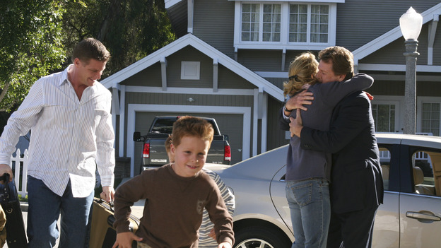 DESPERATE HOUSEWIVES - "YOUR FAULT" (ABC/SCOTT GARFIELD) DOUG SAVANT, SHANE AND BRENT KINSMAN, FELICITY HUFFMAN, RYAN O'NEAL