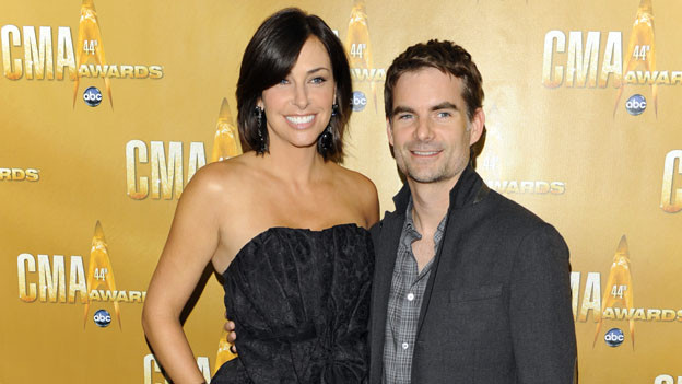 THE 44TH ANNUAL CMA AWARDS - RED CARPET ARRIVALS - "The 44th Annual CMA Awards" will be broadcast live from the Bridgestone Arena in Nashville, WEDNESDAY, NOVEMBER 10 (8:00-11:00 p.m., ET) on the ABC Television Network. (ABC/ANDREW WALKER)JEFF GORDON