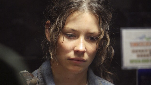 LOST - "What Kate Did" - Kate's original crime that started her life on the run is revealed. Meanwhile, the survivors lay one of their own to rest, Kate sleeplessly watches over a feverish Sawyer, and Mr. Eko has a surprise for Locke regarding the hatch, on "Lost," WEDNESDAY, NOVEMBER 30 (9:00-10:00 p.m., ET), on the ABC Television Network. (ABC/MARIO PEREZ)EVANGELINE LILLY