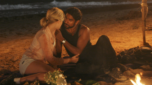 102426_2773 -- LOST - "Do No Harm" - While Jack scrambles to save the life of a survivor, Claire goes into labor. Meanwhile, Locke is missing, and Sayid presents Shannon with a romantic surprise, on "Lost," WEDNESDAY, APRIL 6 (8:00-9:01 p.m., ET), on the ABC Television Network. (ABC/MARIO PEREZ)MAGGIE GRACE, NAVEEN ANDREWS
