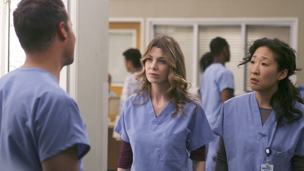GREY'S ANATOMY - In the first hour of part two of the season finale of ABC's "Grey's Anatomy" -- "Deterioration of the Fight or Flight Response" -- Izzie and George attend to Denny as the pressure increases to find him a new heart, Cristina suddenly finds herself in charge of an ER, and Derek grapples with the realization that the life of a friend is in his hands. In the second hour, "Losing My Religion," Richard goes into interrogation mode about a patient's condition, Callie confronts George about his feelings for her, and Meredith and Derek meet about Doc. Part two of the season finale of "Grey's Anatomy" airs MONDAY, MAY 15 (9:00-11:00 p.m., ET) on the ABC Television Network. (ABC/SCOTT GARFIELD)JUSTIN CHAMBERS, ELLEN POMPEO, SANDRA OH