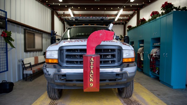 &nbsp;EXTREME MAKEOVER HOME EDITION - Firehouse Photo, "Zdroj Family," on "Extreme Makeover Home Edition," Monday, December 3rd (8:00-10:00 p.m. ET/PT) on the ABC Television Network.