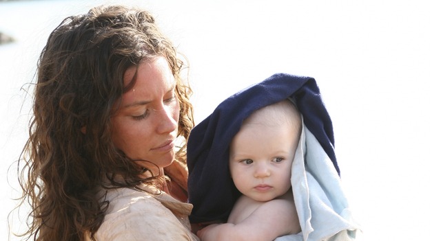 LOST - "There's No Place Like Home," Parts 2 & 3 - The face-off between the survivors and the freighter people continues, and the Oceanic Six find themselves closer to rescue, on the two-hour Season Finale of "Lost," THURSDAY, MAY 29 (9:00-11:00 p.m., ET) on the ABC Television Network. (ABC/MARIO PEREZ)EVANGELINE LILLY