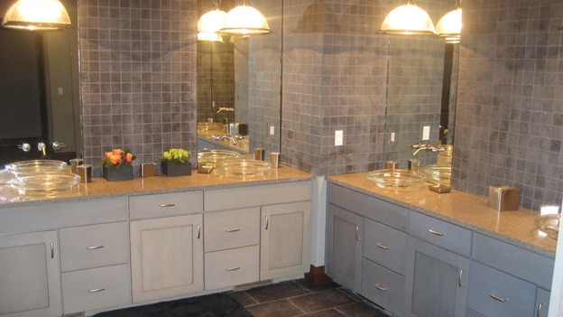 EXTREME MAKEOVER HOME EDITION - "Pauni Family," - Bathrooms, on "Extreme Makeover Home Edition," Sunday, November 26th on the ABC Television Network.