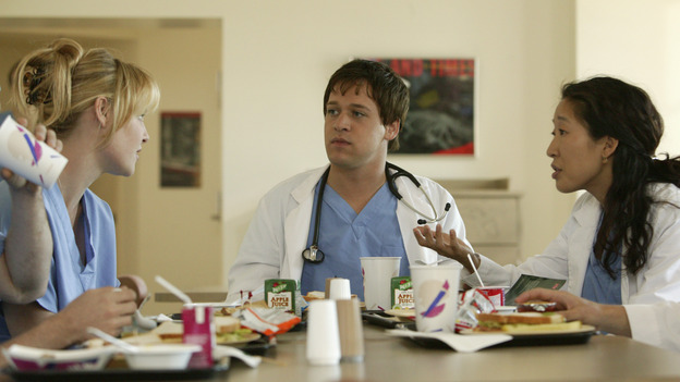 100367_2736 -- GRAY'S ANATOMY - "PILOT" (ABC/RICHARD CARTWRIGHT)KATHERINE HEIGL, T.R. KNIGHT, SANDRA OH