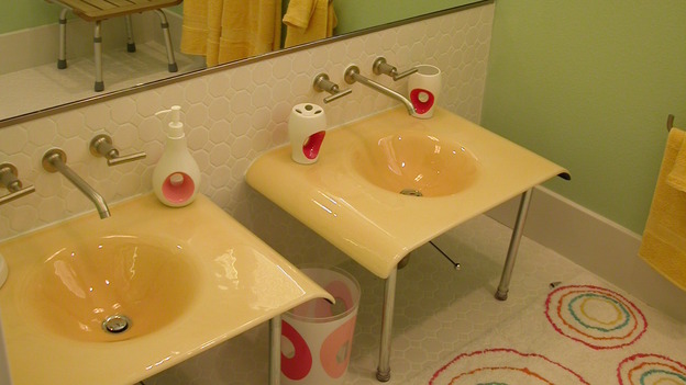 EXTREME MAKEOVER HOME EDITION - "Tom Family," - Bathroom, on "Extreme Makeover Home Edition," Sunday, November 6th on the ABC Television Network.