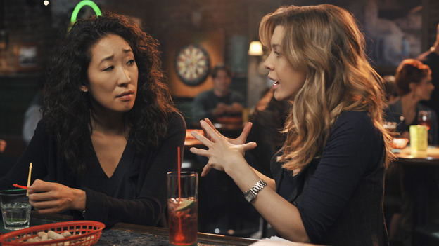 GREY'S ANATOMY - "There's No 'I' in Team" - Meredith and Cristina have another one of their epic conversations at Joe's, on "Grey's Anatomy," THURSDAY, OCTOBER 23 (9:00-10:01 p.m., ET) on the ABC Television Network. (ABC/ERIC MCCANDLESS) SANDRA OH, ELLEN POMPEO