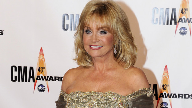 THE 43rd ANNUAL CMA AWARDS - RED CARPET ARRIVALS - "The 43rd Annual CMA Awards" will be broadcast live from the Sommet Center in Nashville, WEDNESDAY, NOVEMBER 11 (8:00-11:00 p.m., ET) on the ABC Television Network. (ABC/DONNA SVENNEVIK)BARBARA MANDRELL