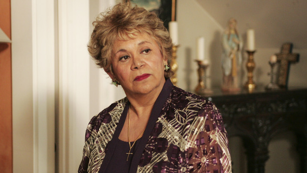 DESPERATE HOUSEWIVES - "COME IN, STRANGER" (ABC/VIVIAN ZINK) LUPE ONTIVEROS