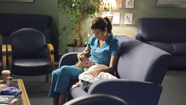 PRIVATE PRACTICE - "God Laughs" - Sam, Cooper, Charlotte and Amelia team up to save the life of their friend Pete after he suffers a heart attack, while Violet, who was in the middle of leaving Pete and LA, is nowhere to be found. Meanwhile, Addison's desire to have a baby leads her to see Jake Reilly, her recent mystery man, in a most surprising place, and Sheldon tries to help Amelia in her battle with alcohol, on the fifth-Season Premiere of "Private Practice," THURSDAY, SEPTEMBER 29 (10:02-11:00 p.m., ET) on the ABC Television Network. (ABC/ADAM TAYLOR)KATE WALSH