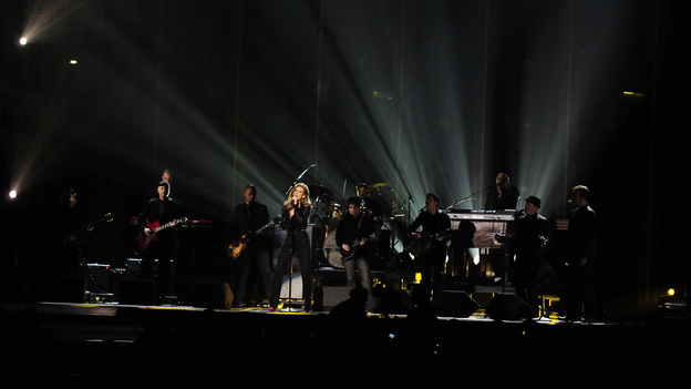 THE 45th ANNUAL CMA AWARDS - THEATRE - "The 45th Annual CMA Awards" broadcast live on ABC from the Bridgestone Arena in Nashville on WEDNESDAY, NOVEMBER 9 (8:00-11:00 p.m., ET). (ABC/KATHERINE BOMBOY-THORNTON)FAITH HILL