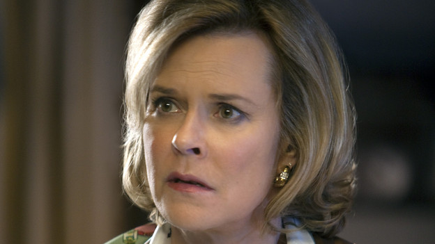 PRIVATE PRACTICE - "If You Don't Know Me By Now" - Addison's mother, Bizzy, aggressively demands her daughter do whatever it takes to save her partner from dying - including working with Dr. Rodriguez once again. Meanwhile Amelia and Pete's medical consultation is complicated when a patient's wife and his mistress disagree on the course of treatment, Charlotte and Cooper try to be intimate with each other again, and Violet considers publishing a personally-revealing book she's written, on "Private Practice," THURSDAY, JANUARY 6 (10:01-11:00 p.m., ET) on the ABC Television Network. (ABC/RANDY HOLMES)JOBETH WILLIAMS