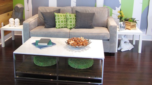 EXTREME MAKEOVER HOME EDITION - "Keefer Family," - Living Room Picture,         on   "Extreme Makeover Home Edition," Friday, October  21st            (8:00-10:00   p.m.  ET/PT) on the ABC Television  Network.