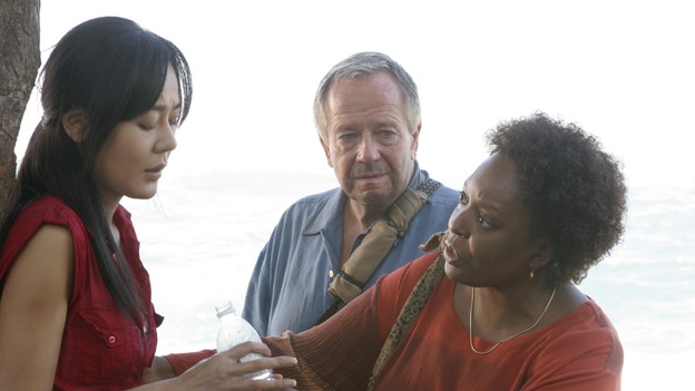 LOST - "The Whole Truth" (ABC/MARIO PEREZ)YUNJIN KIM, SAM ANDERSON, L. SCOTT CALDWELL