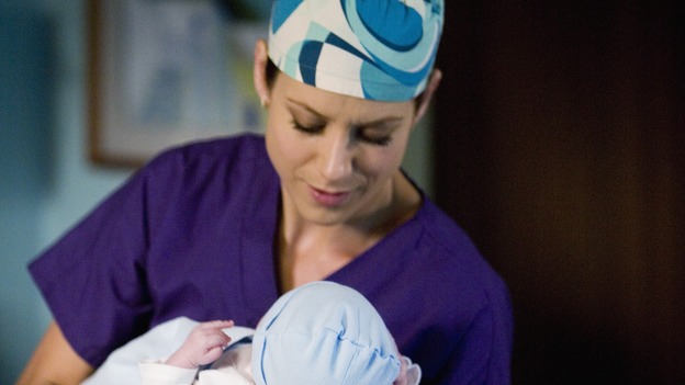 PRIVATE PRACTICE - "Second Chances" - Addison's brother, Archer, moves to LA to begin work at Pacific Wellcare, causing problems for both her and Naomi, and Cooper encourages Violet to talk to Pete and Sheldon about her pregnancy, but she's reluctant when she learns that neither of them wants children, on "Private Practice," THURSDAY, JANUARY 29 (10:01-11:00 p.m., ET) on the ABC Television Network. (ABC/RANDY HOLMES)KATE WALSH