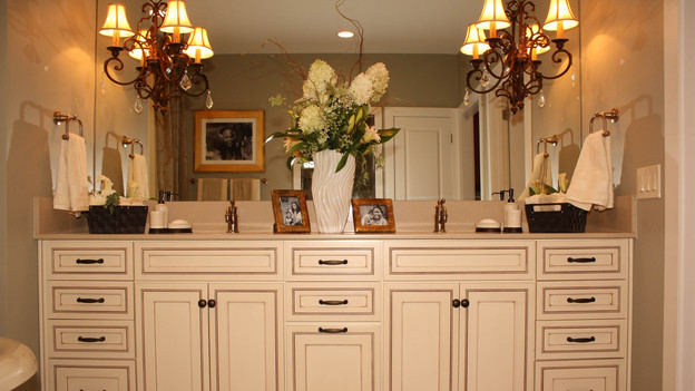 EXTREME MAKEOVER HOME EDITION - "Rucker Family," - Bathroom Picture,      on   "Extreme Makeover Home Edition," Sunday, October 9th         (8:00-9:00   p.m.  ET/PT) on the ABC Television Network.