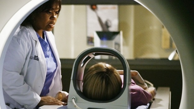 GREY'S ANATOMY - "What a Difference a Day Makes" - Bailey prepares Izzie for a test, on "Grey's Anatomy," THURSDAY, MAY 7 (9:00-10:02 p.m., ET) on the ABC Television Network. (ABC/SCOTT GARFIELD) CHANDRA WILSON, KATHERINE HEIGL