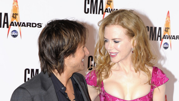 THE 43rd ANNUAL CMA AWARDS - RED CARPET ARRIVALS - "The 43rd Annual CMA Awards" will be broadcast live from the Sommet Center in Nashville, WEDNESDAY, NOVEMBER 11 (8:00-11:00 p.m., ET) on the ABC Television Network. (ABC/DONNA SVENNEVIK)KEITH URBAN, NICOLE KIDMAN