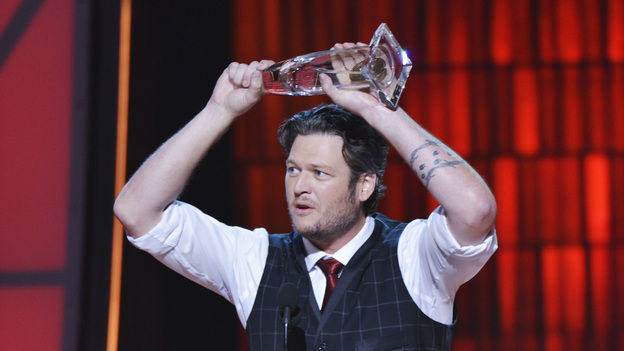THE 46TH ANNUAL CMA AWARDS - THEATRE - "The 46th Annual CMA Awards" airs live THURSDAY, NOVEMBER 1 (8:00-11:00 p.m., ET) on ABC live from the Bridgestone Arena in Nashville, Tennessee. (ABC/KATHERINE BOMBOY-THORNTON) BLAKE SHELTON